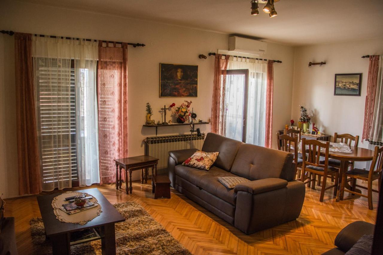 Apartman Zvjezda Biograd Na Moru Εξωτερικό φωτογραφία